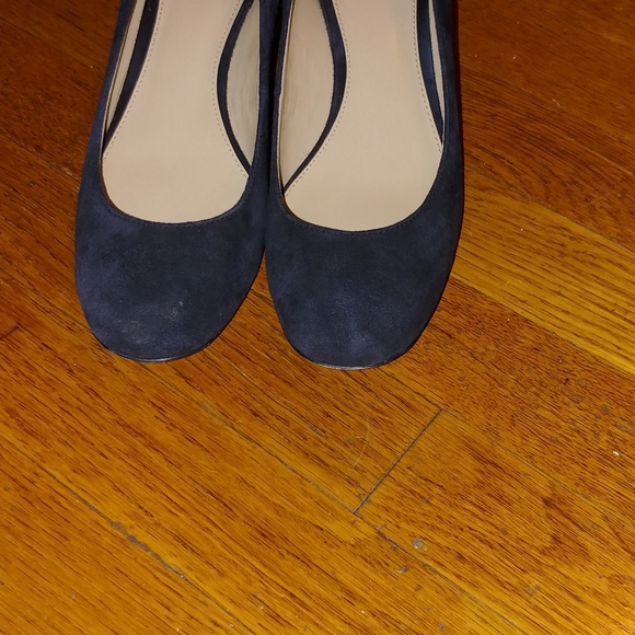 Shoes - Picture 2 of 2